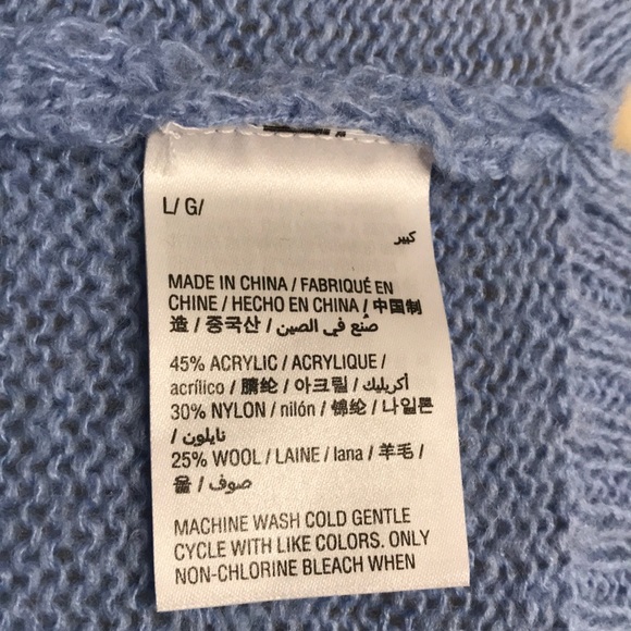 SALE.  Bar III  Ribbed V-Neck Pullover Sweater. L - Picture 3 of 6